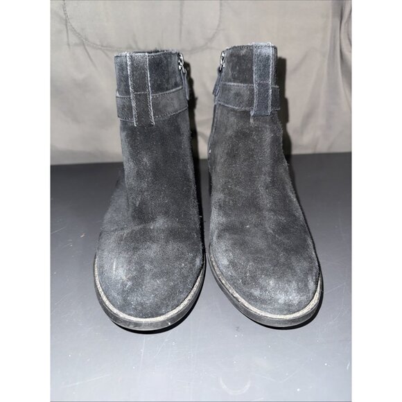 Cole Haan Booties ITEM SOLD PM WONT ALLOW ME TO REMOVE - Picture 11 of 16